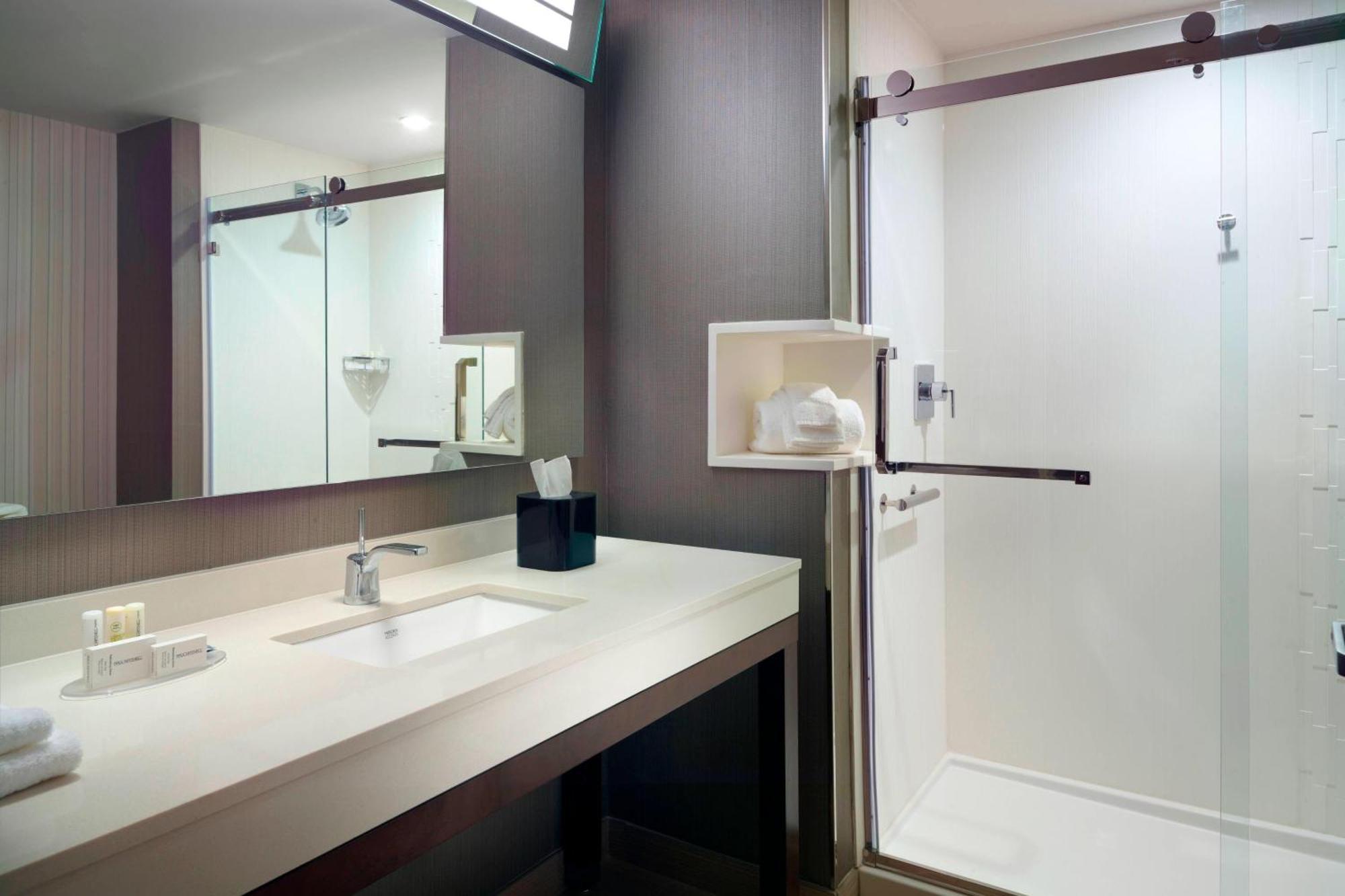 Hotel Courtyard By Marriott Lagrange Extérieur photo