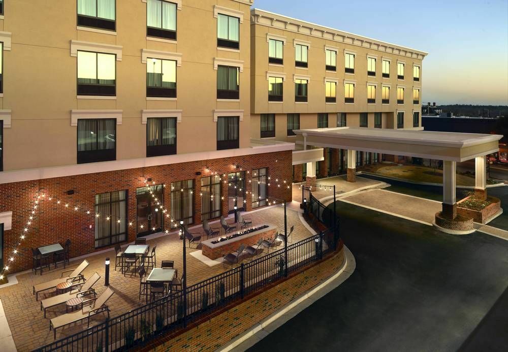 Hotel Courtyard By Marriott Lagrange Extérieur photo